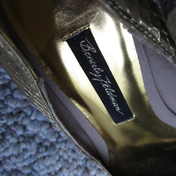 Beverly Feldman Leather Gold Snake print Flat - Picture 9 of 12